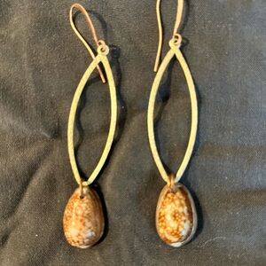 Maui✨Artisan shell earrings